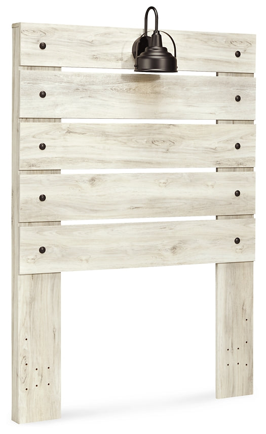 Cambeck Panel Headboard With Mirrored Dresser And Chest