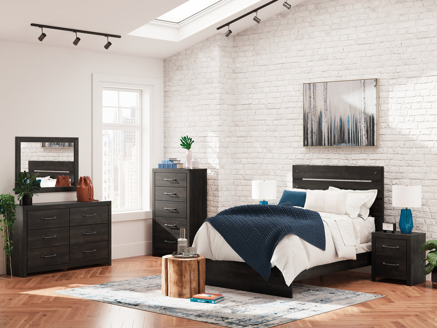 Hollivern Panel Bed