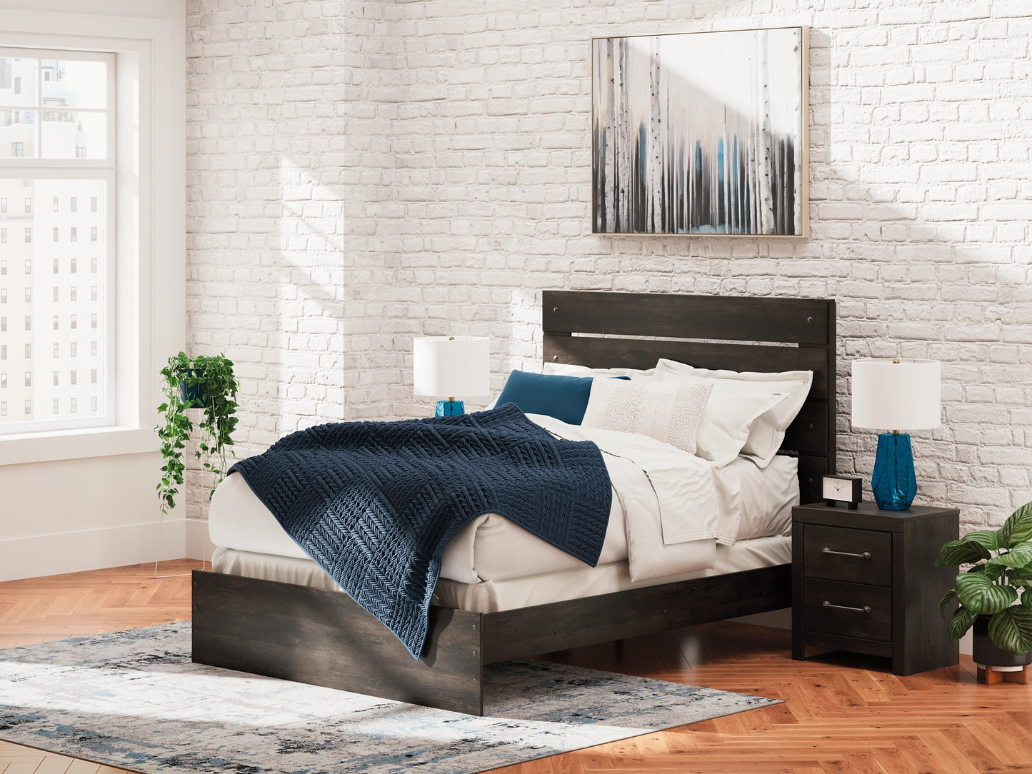 Hollivern Panel Bed