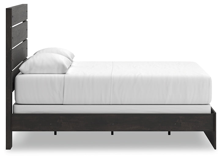 Hollivern Panel Bed