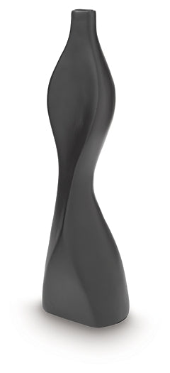 Judsen Vase