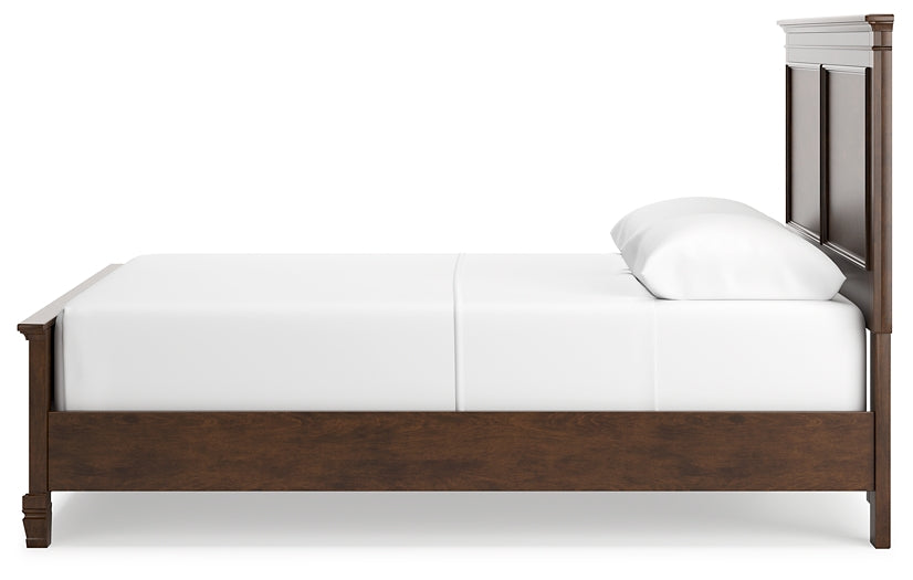 Danabrin Panel Bed