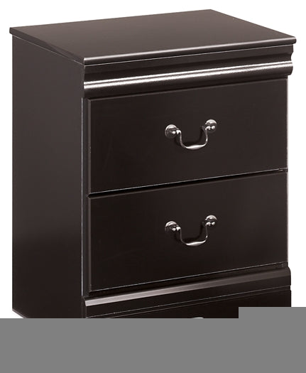 Huey Vineyard Full Sleigh Headboard Bed with Mirrored Dresser, Chest and Nightstand