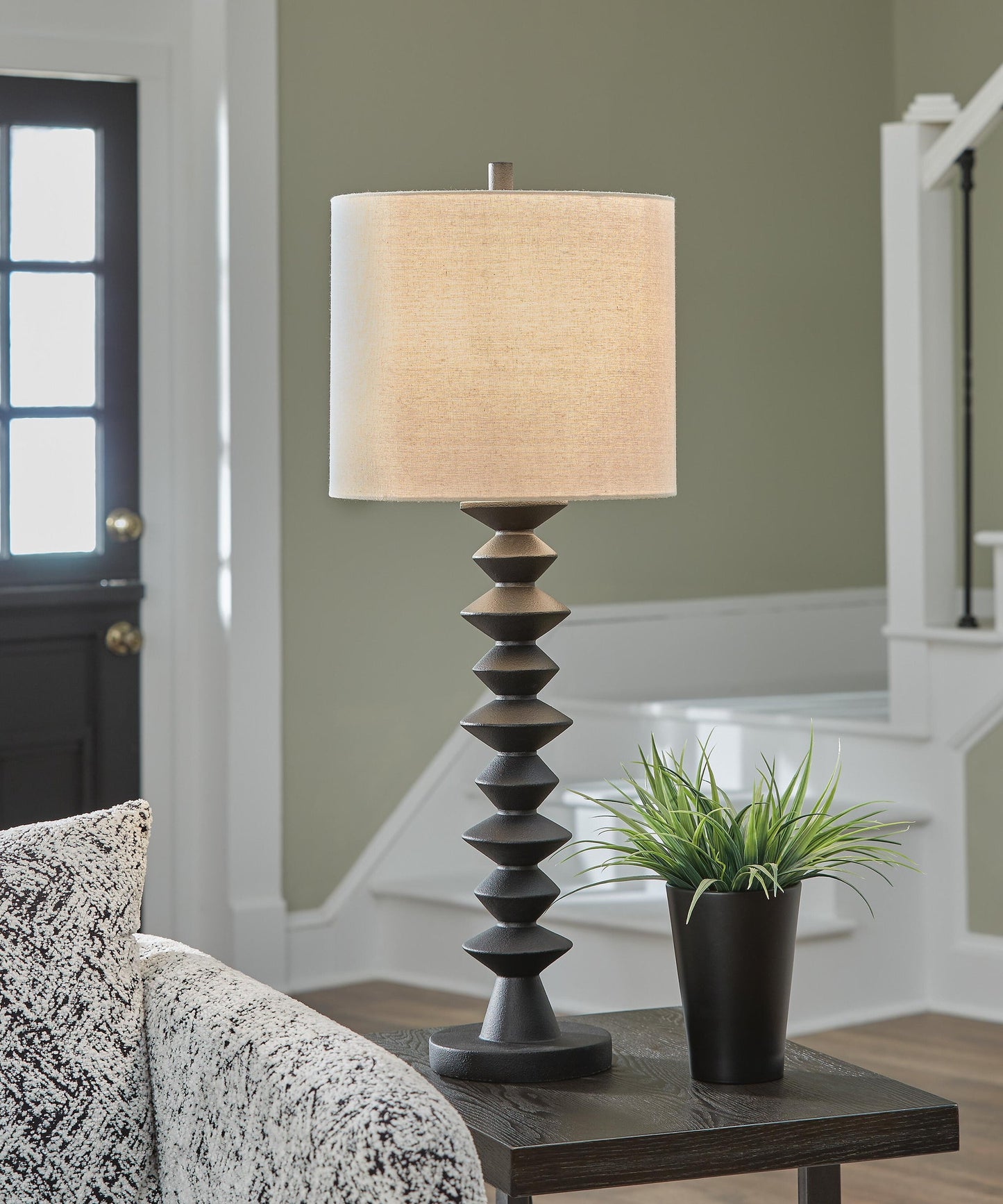 Luanndon Poly Buffet Lamp (1/CN)