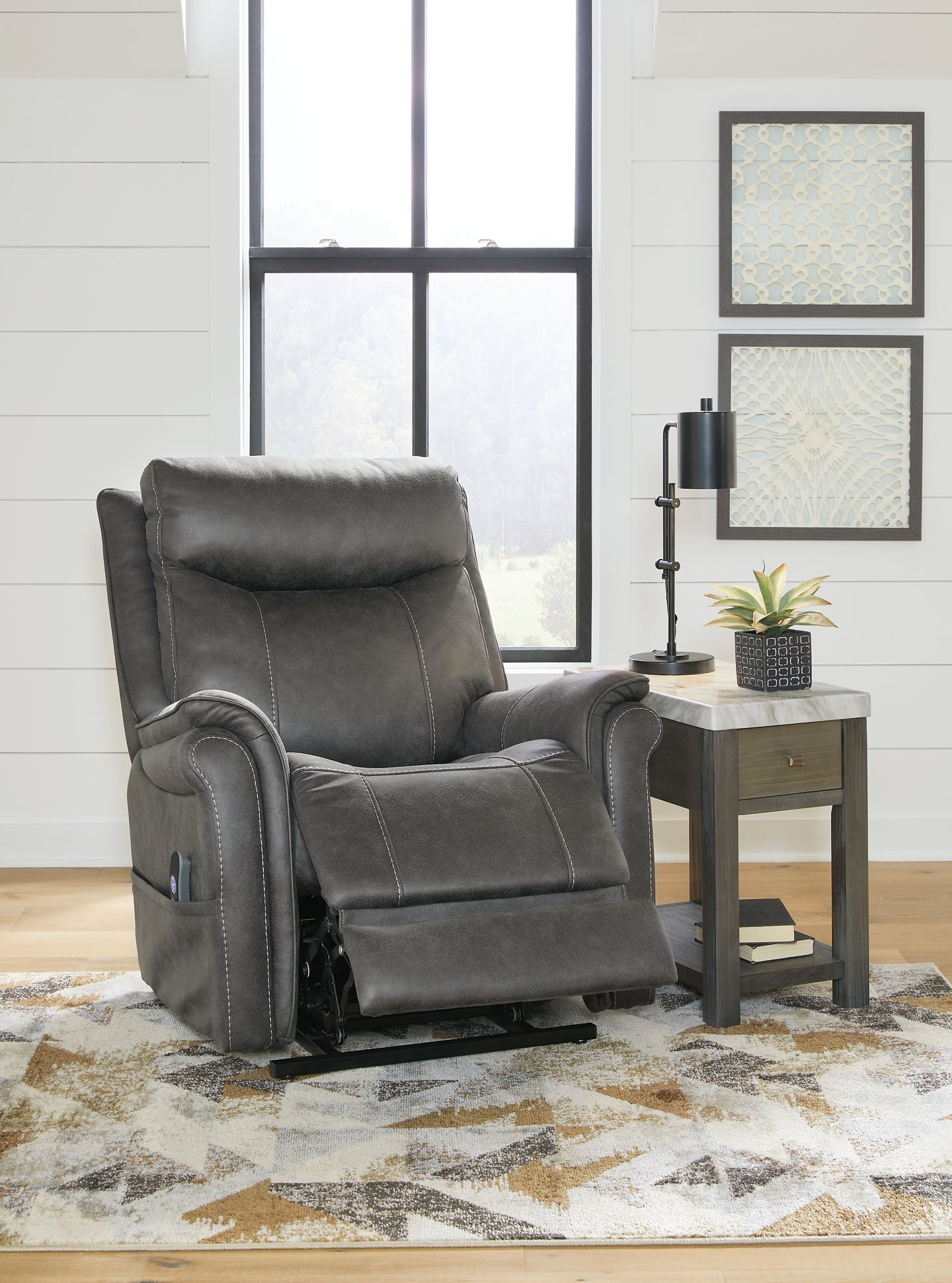 Lorreze Power Lift Recliner