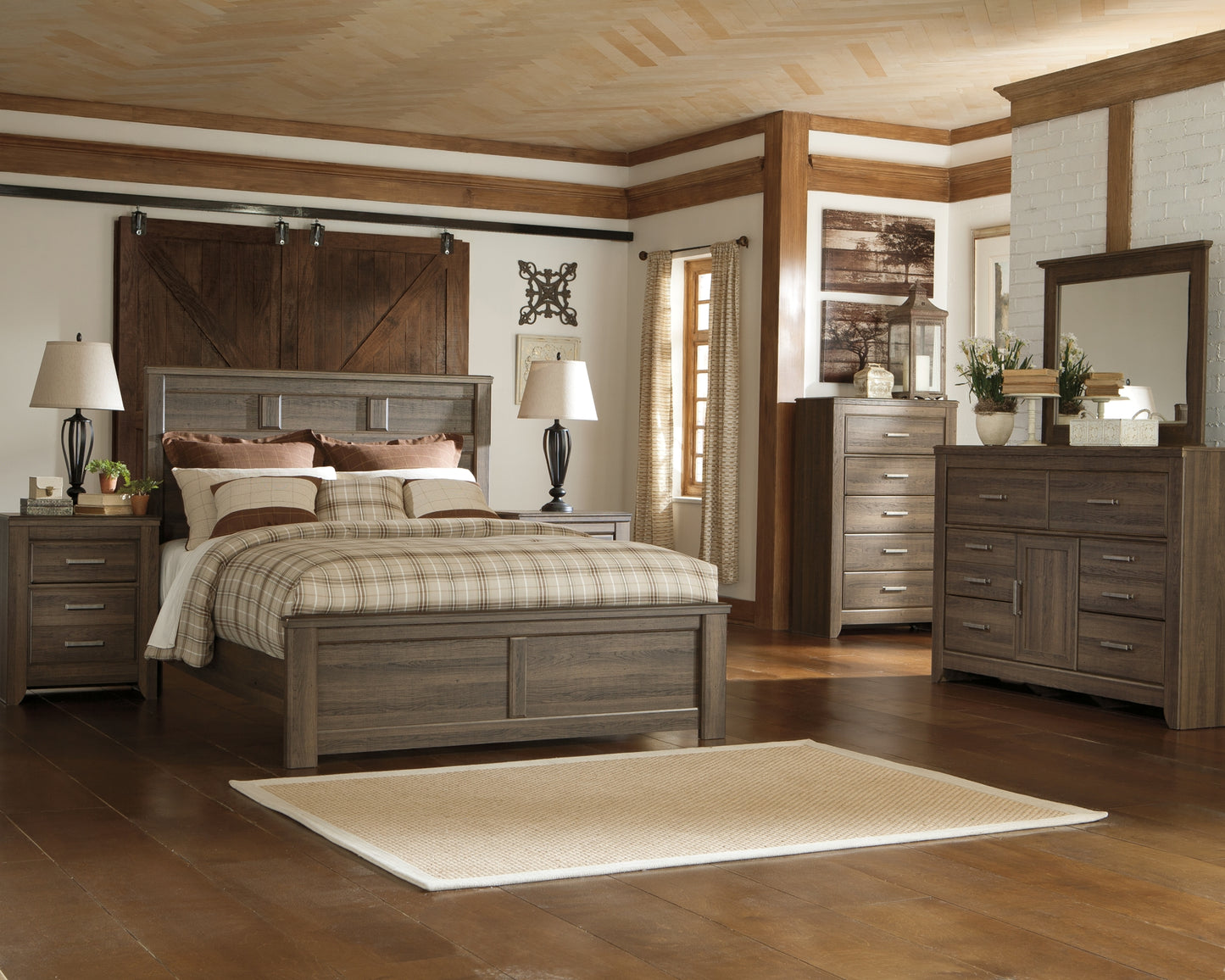 Juararo Queen Panel Bed with Dresser