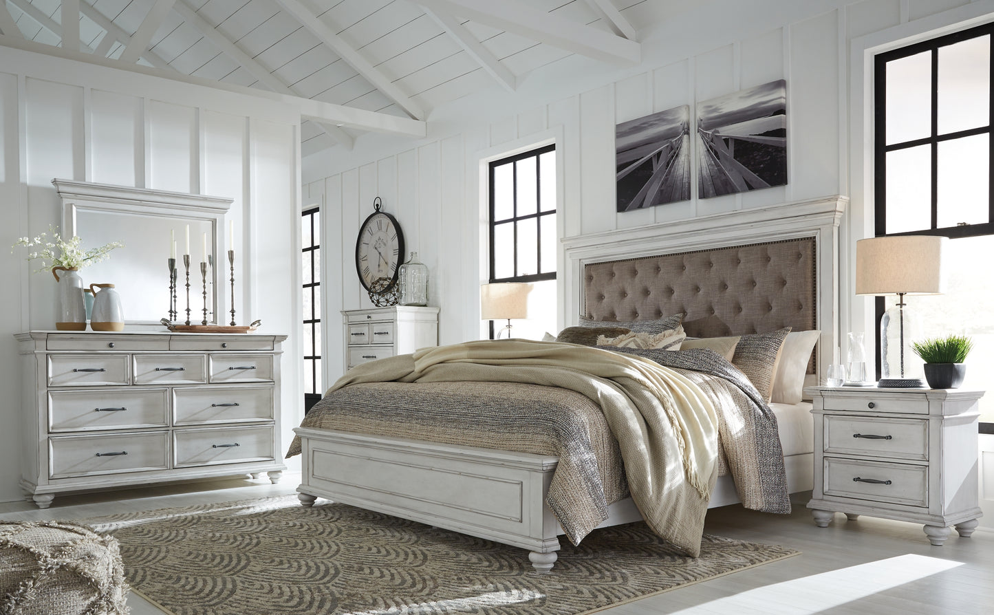 Kanwyn Queen Panel Bed with Mirrored Dresser and Chest