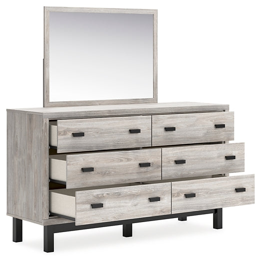 Vessalli King Panel Bed with Mirrored Dresser